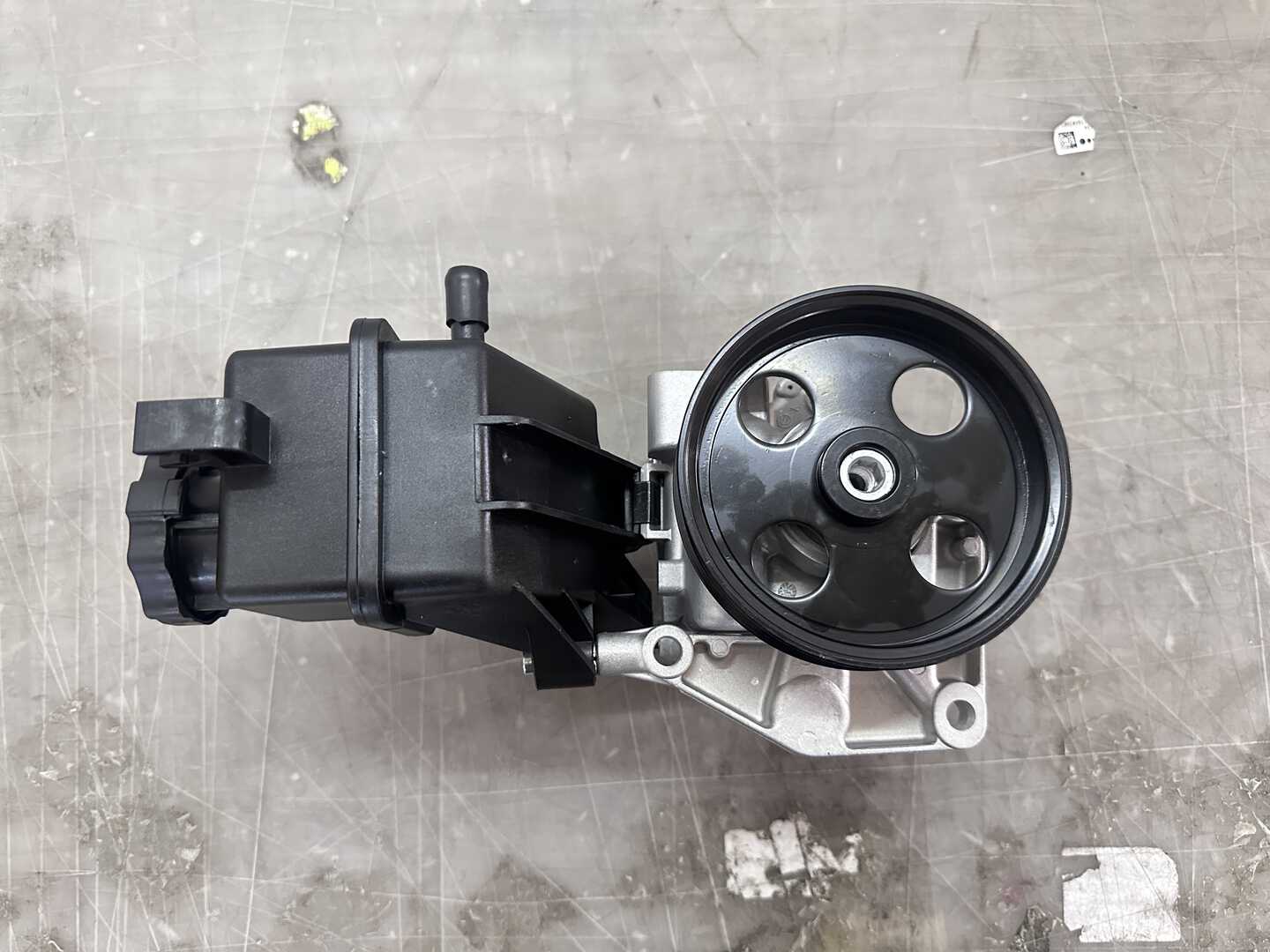 0064665701 Power Steering Pump For Mercedes-Benz SLK350