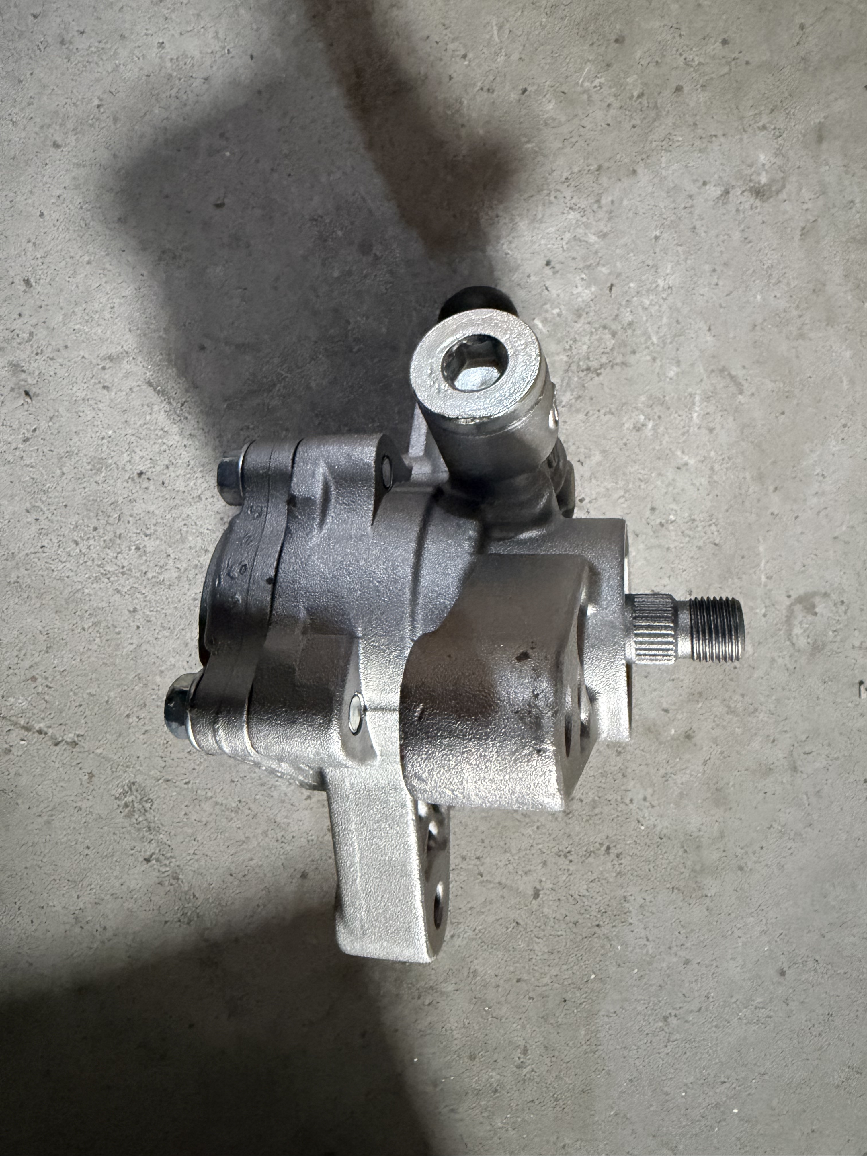 Steering pump