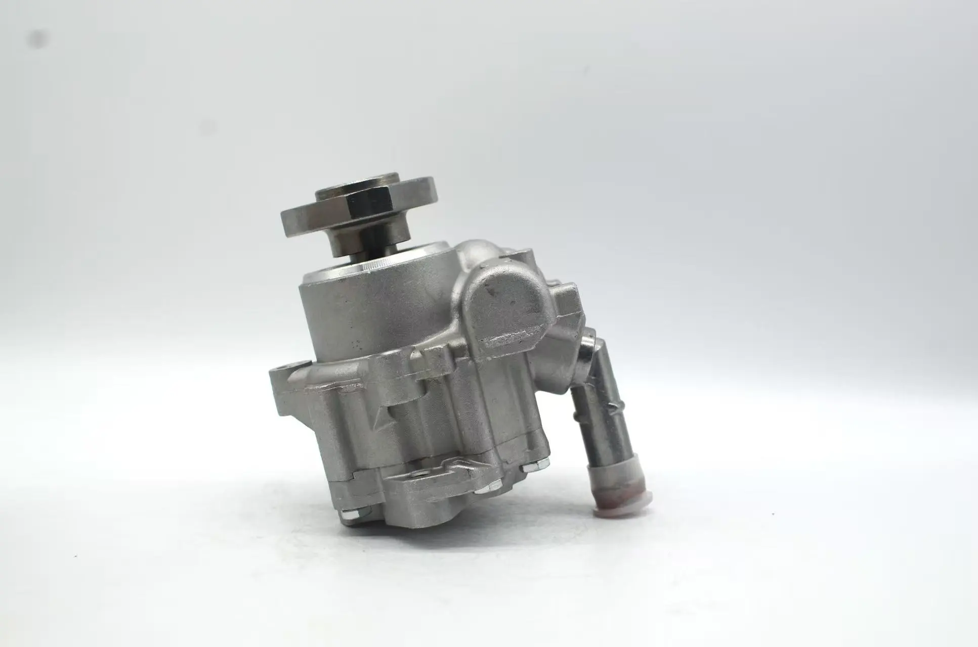 Steering pump