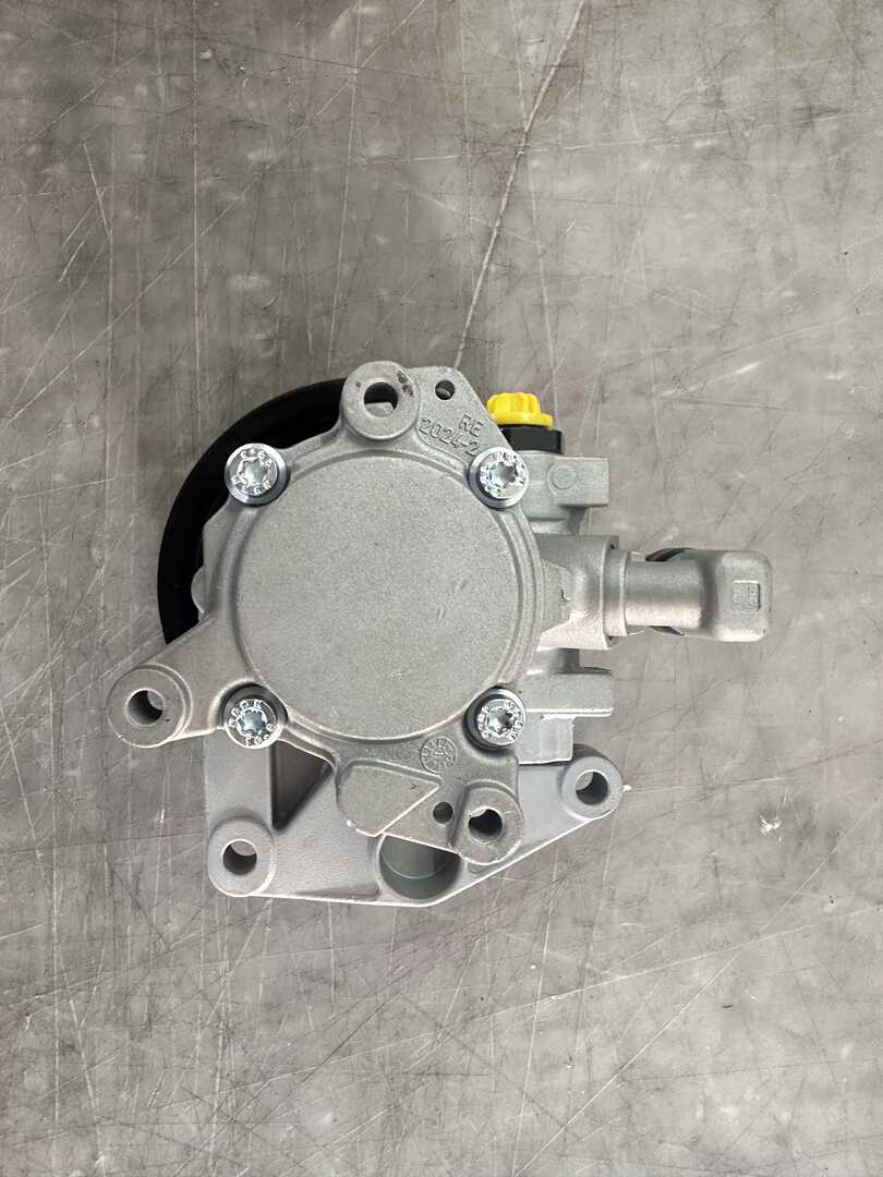 Power Steering Pump For Mercedes-Benz E-Class OE 0054662001
