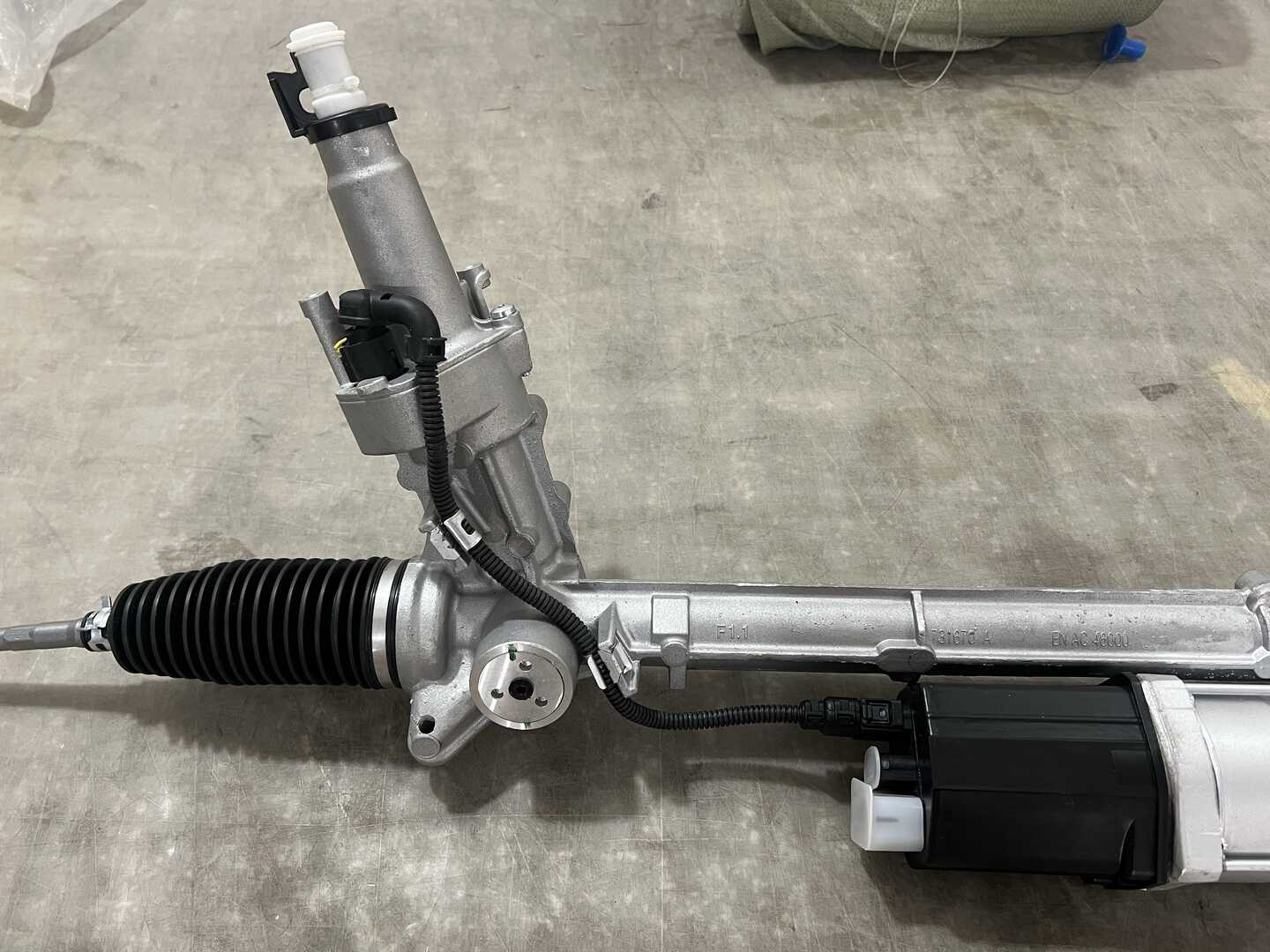 STEERING RACK