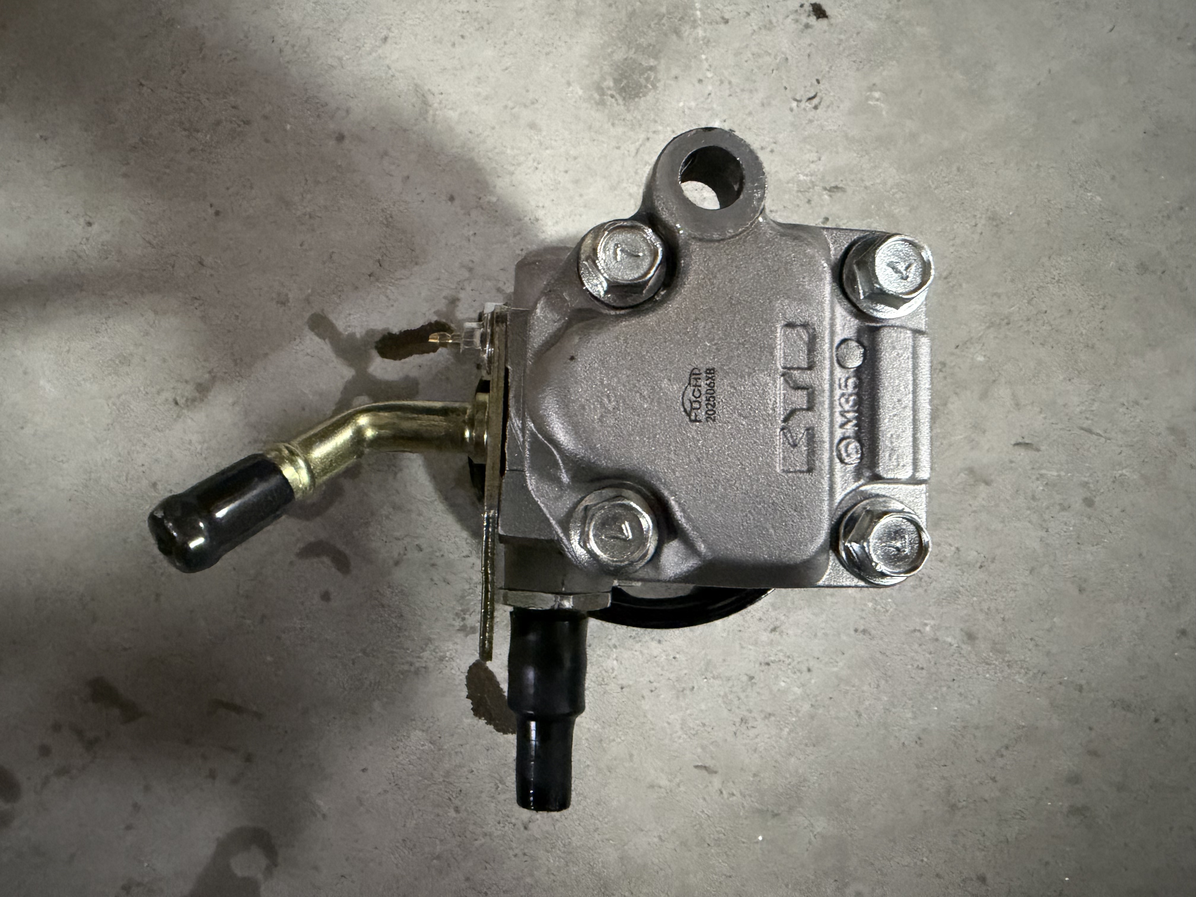 Steering pump