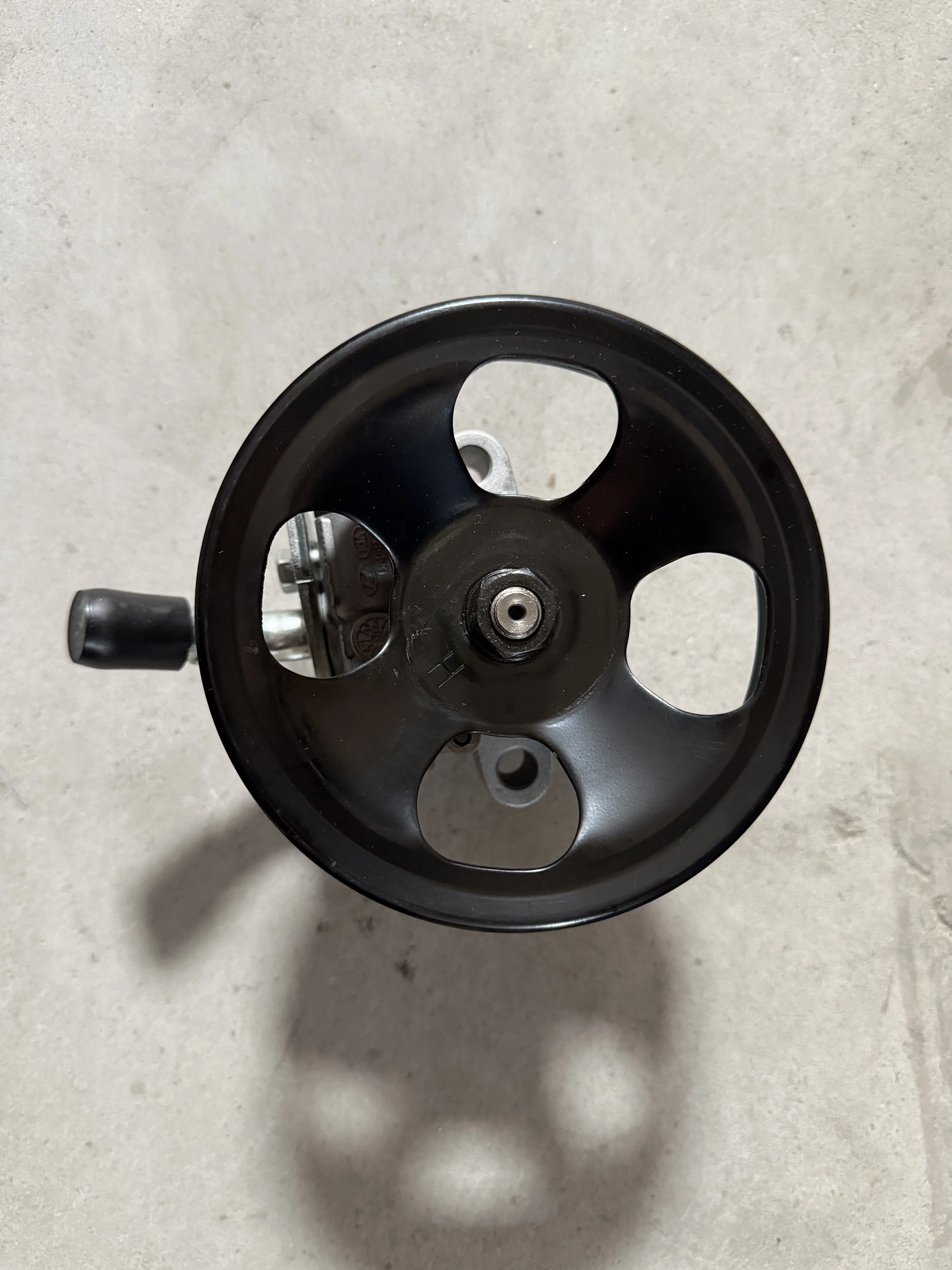 Steering pump