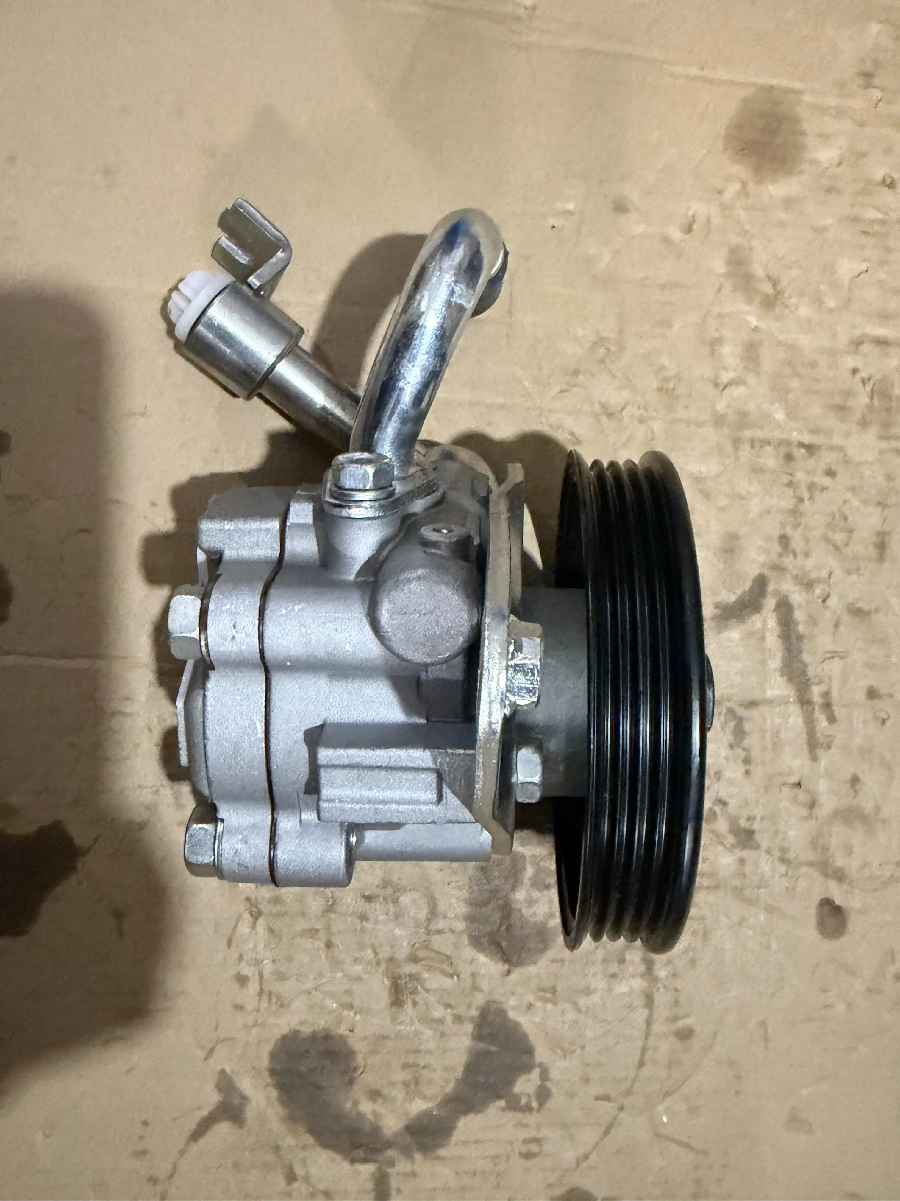 Steering pump