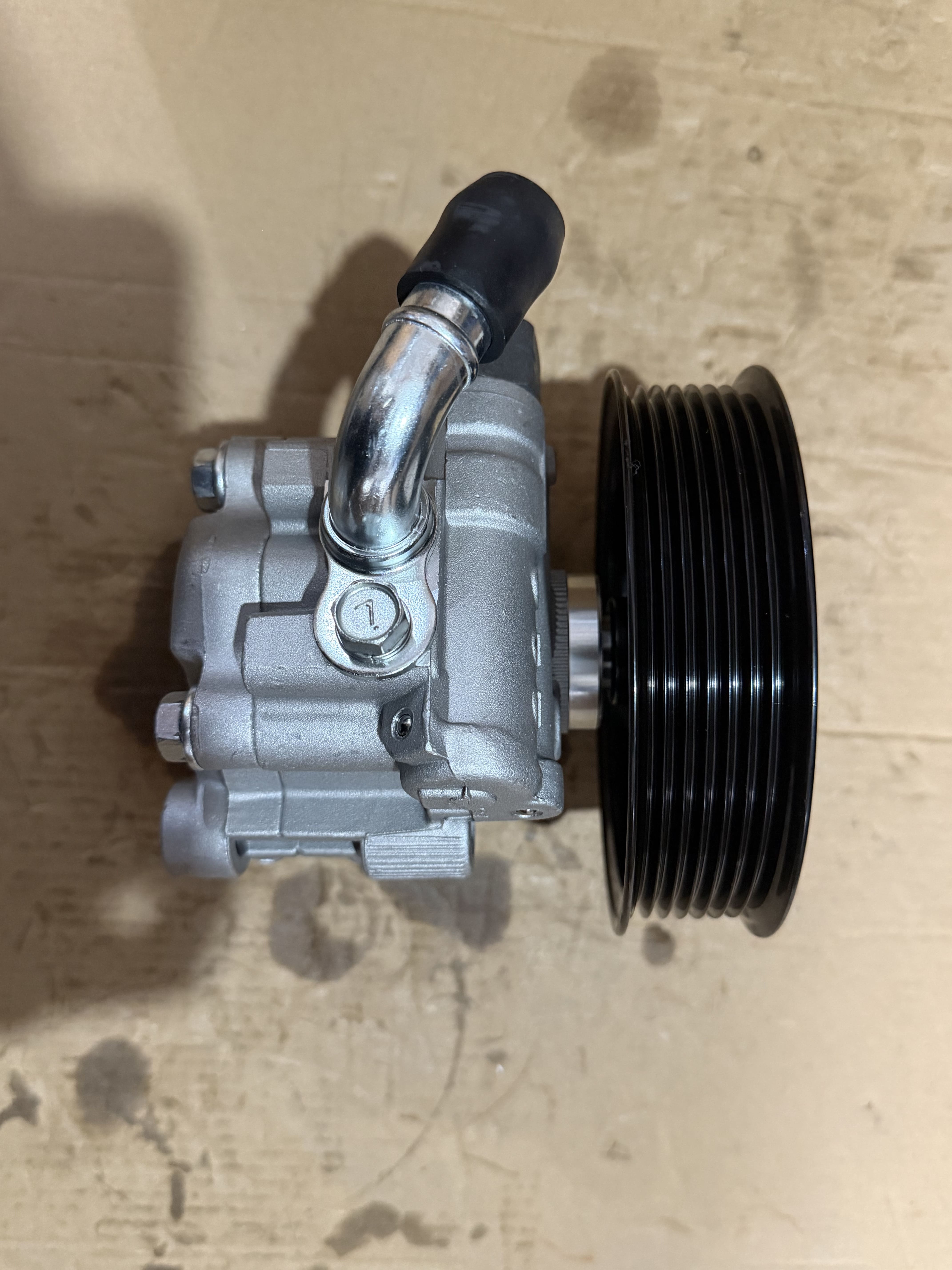 Steering pump