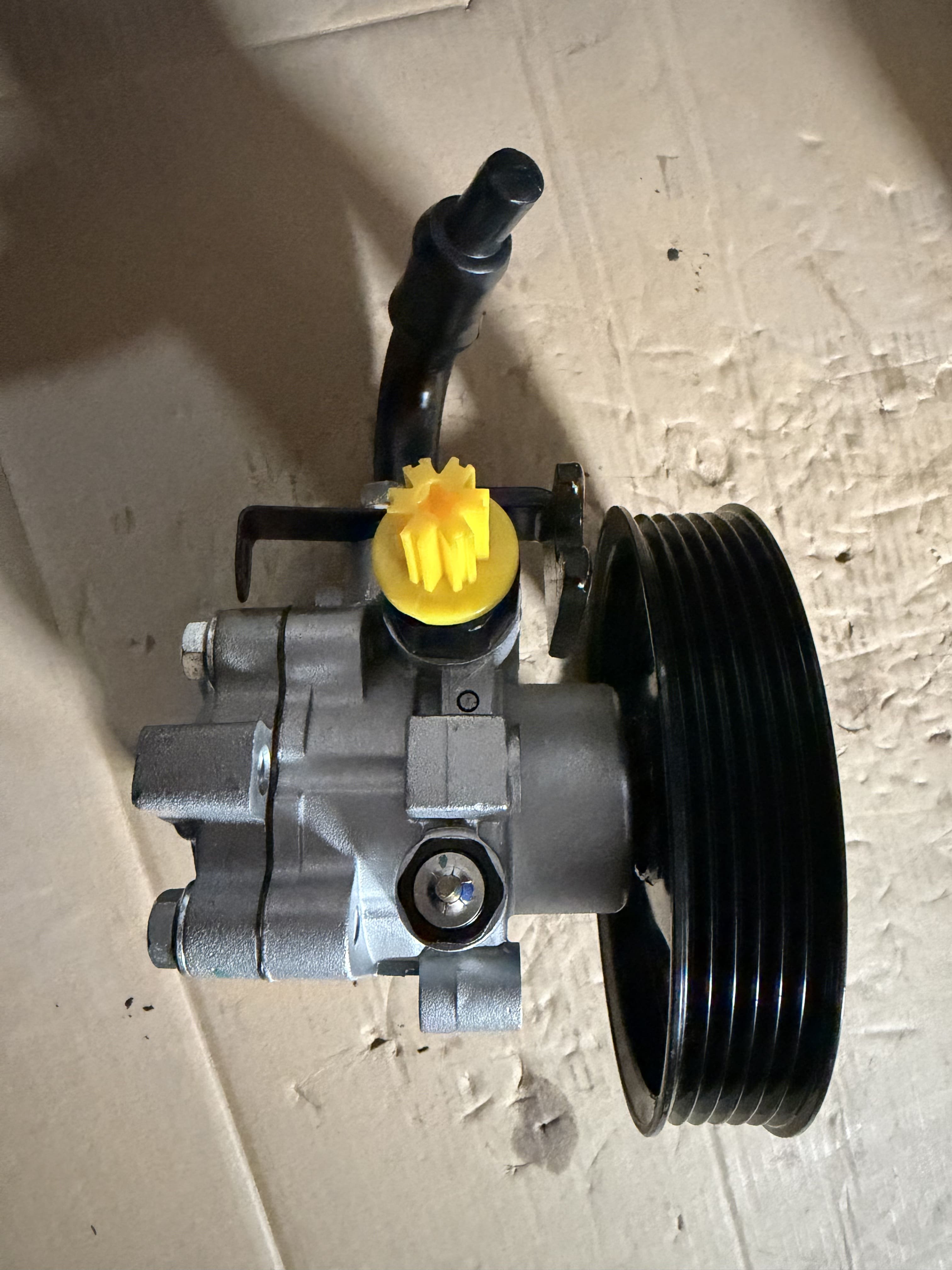Steering pump