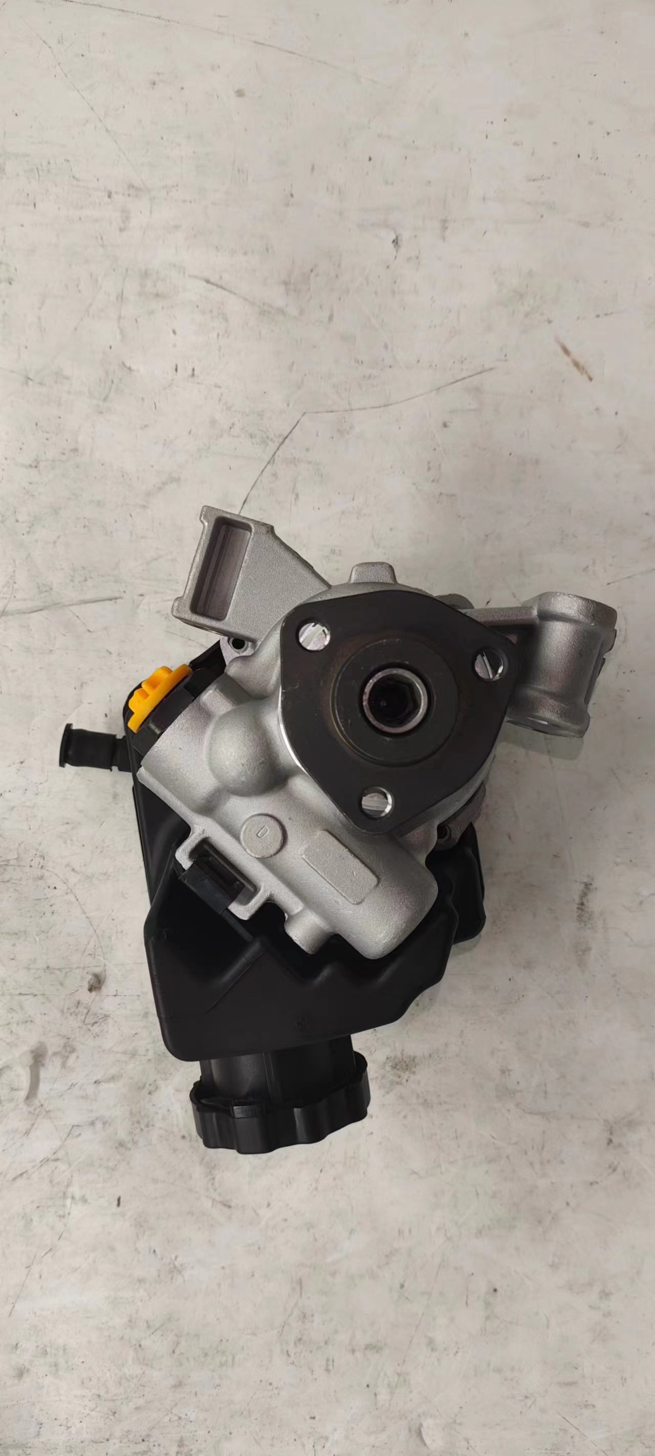 0024667601 Power Steering Pump For Mercedes-Benz Sprinter