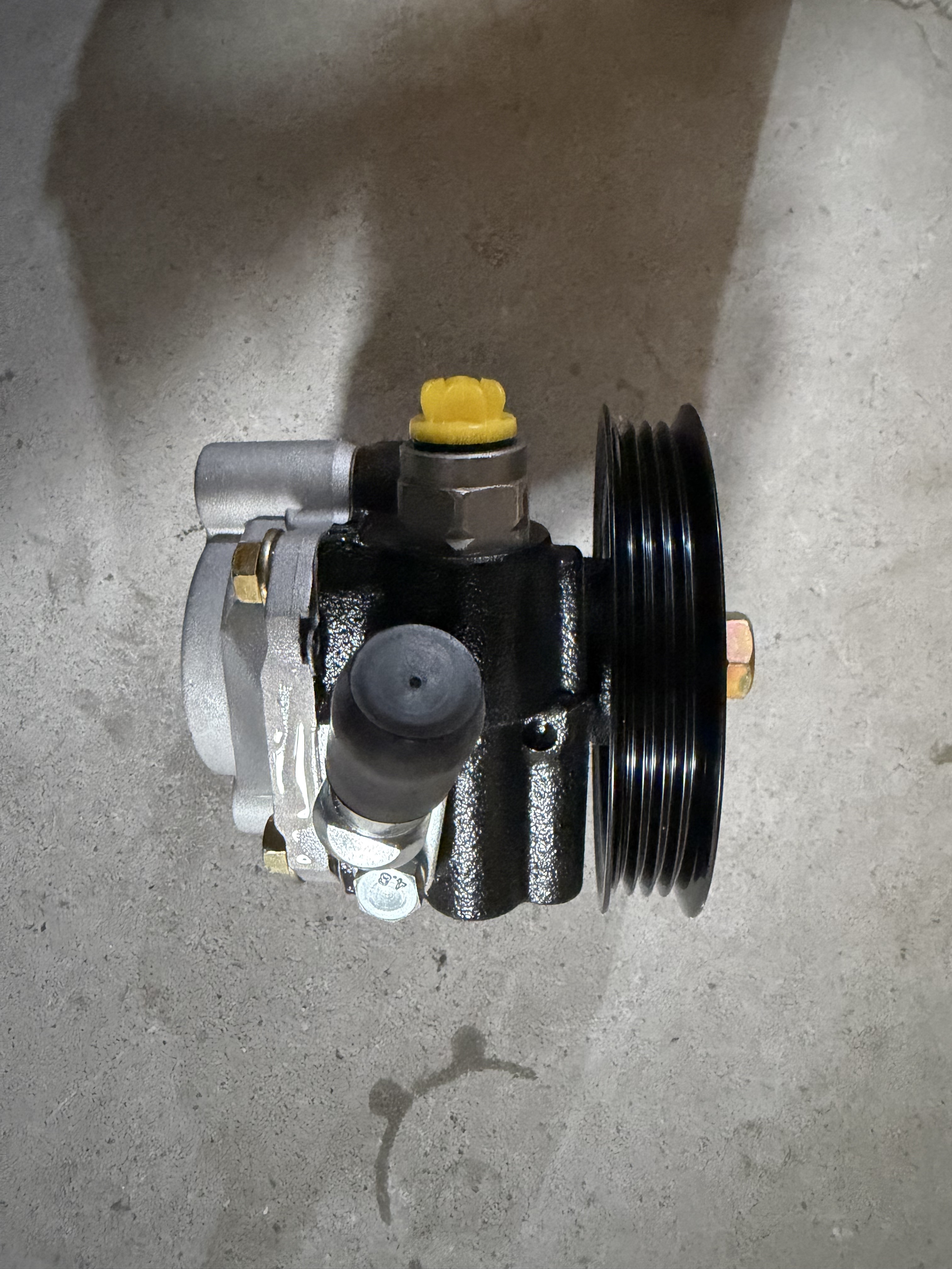 Steering pump