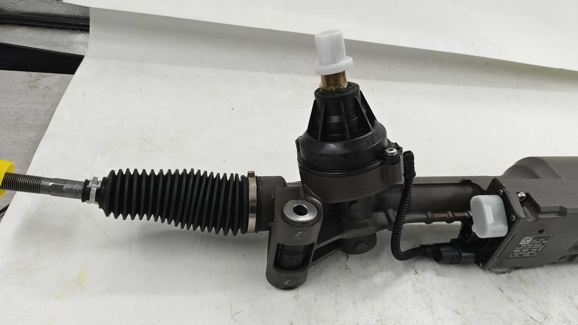 FUCHI 8K1 423 055 Electric Steering Rack