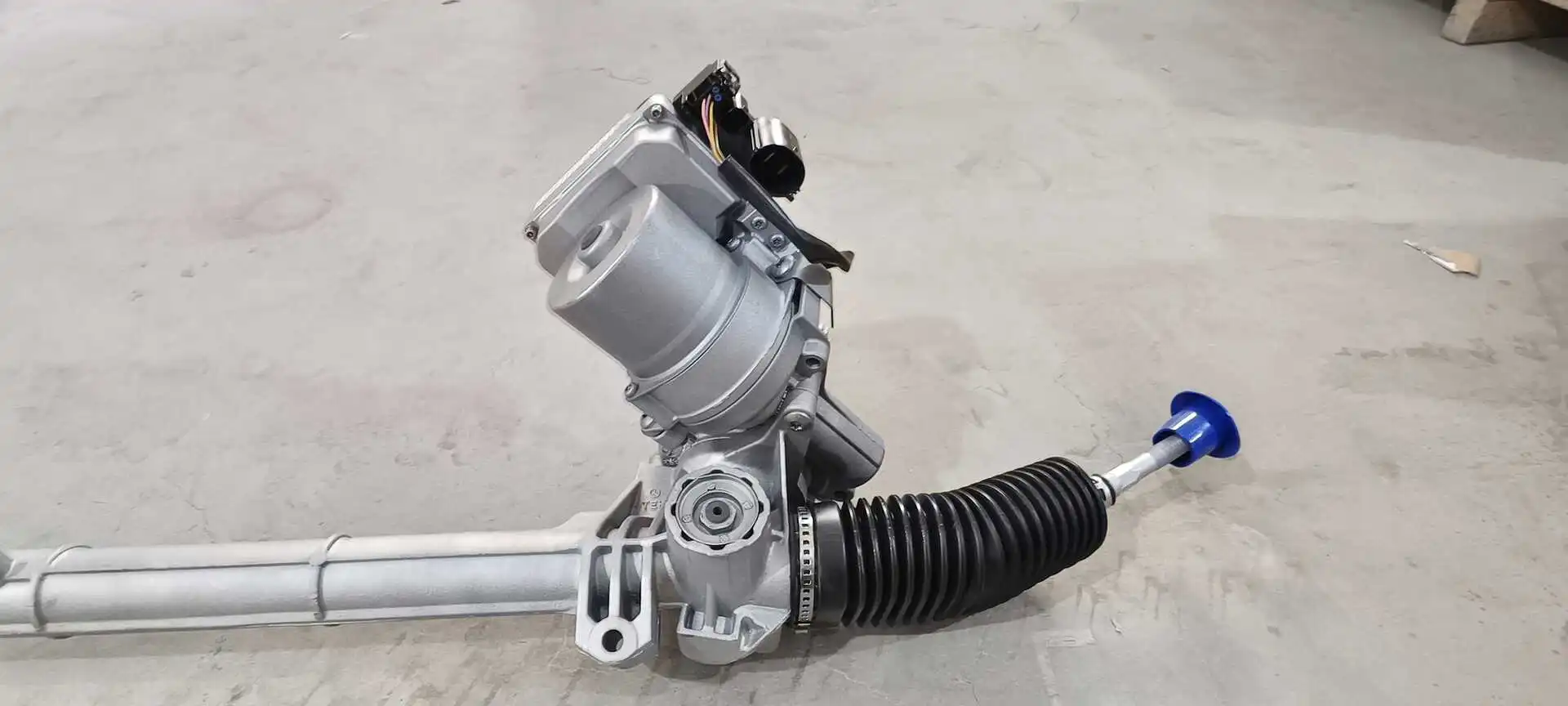 STEERING RACK