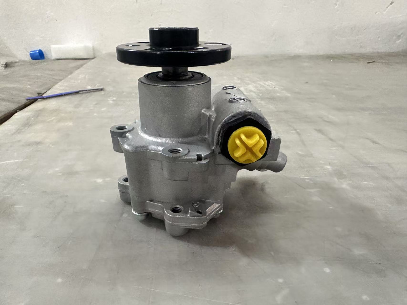 Steering pump