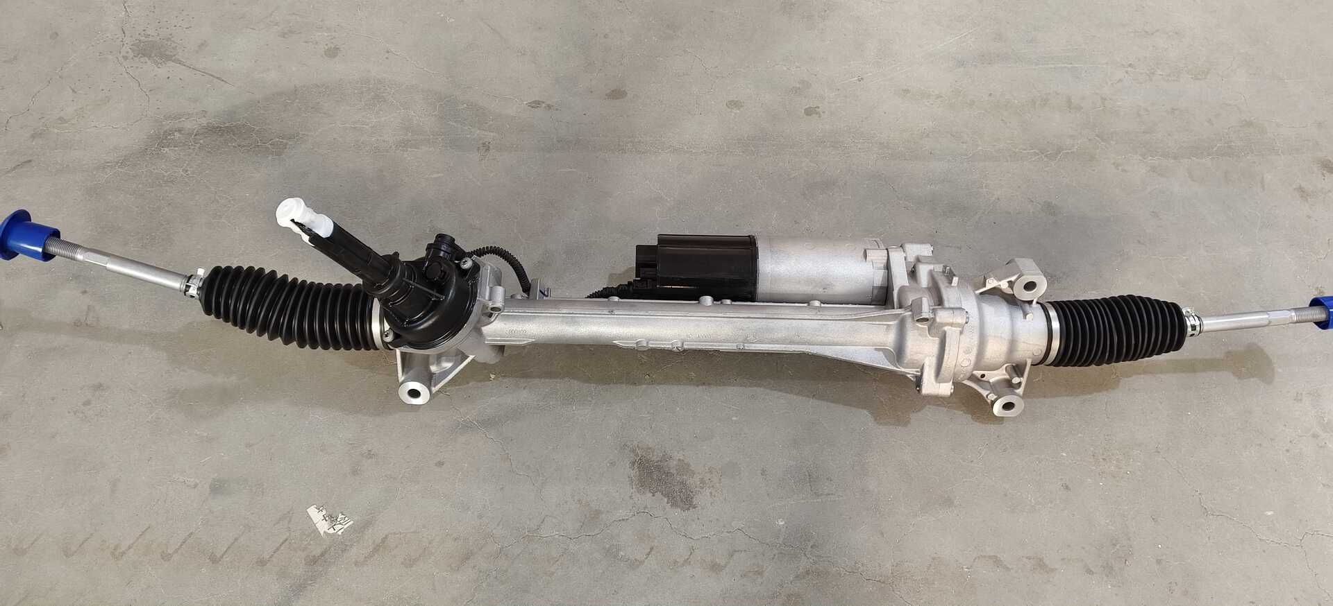 STEERING RACK