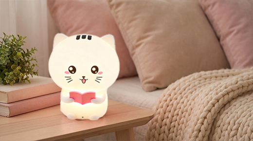 Tap to Glow AI Voice Light cat design