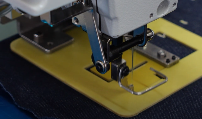 DT 2210G-01A/CH Computerized pattern tacker machine with sliding presser foot