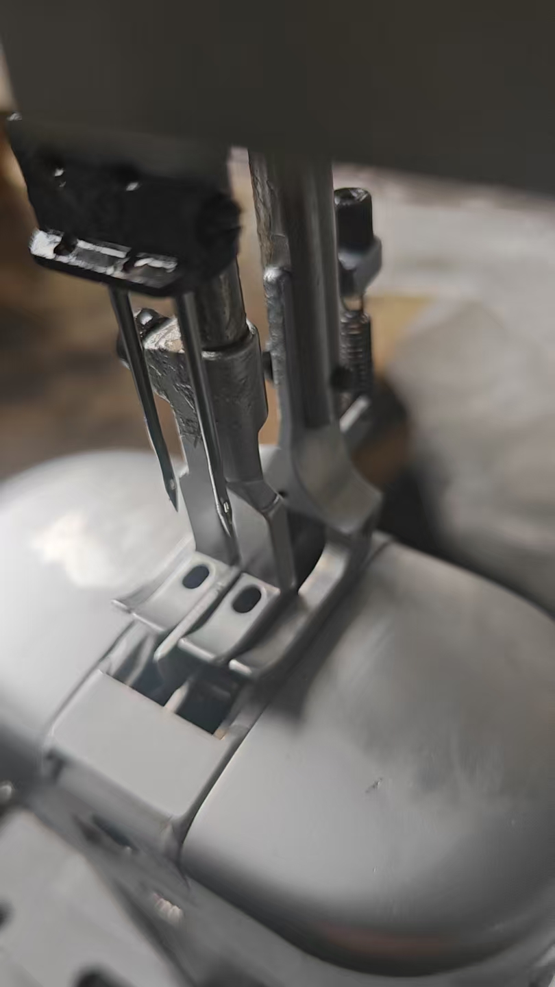 Needle, Thread & Tension for Leather, Denim & Vinyl – Master Heavy-Duty Fabrics