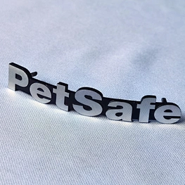 Customized Modern 3D Arc-Shaped Hydraulic Letters Aluminum Label Painting Pins 6-Color Printed Diamond-Cut Nameplate for Art