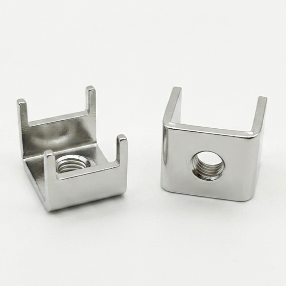 PCB welding terminal is a common electronic connecting part specially designed for printed circuit boards. It is fixed onto PCB boards via welding process, realizing safe and stable connection between wires, circuits and electronic components.