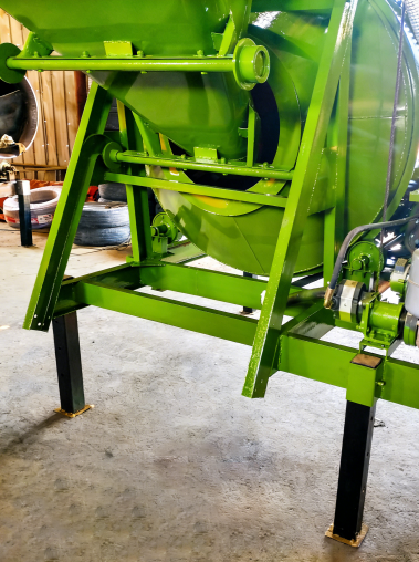 front discharge concrete mixer