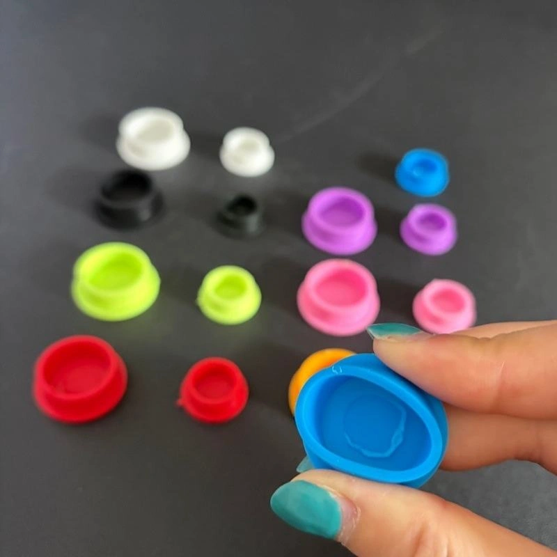 Round silicone cap, multiple colors available, suitable for 3ml 5ml 10ml peptide glass vials, the top of the cap can be customized with a logo, used for leak-proof and dust-proof peptide glass vials