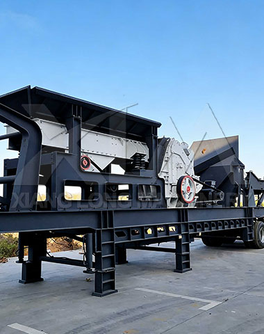Compact tyre mobile crushing plant for concrete recycling - XiangLong Machinery