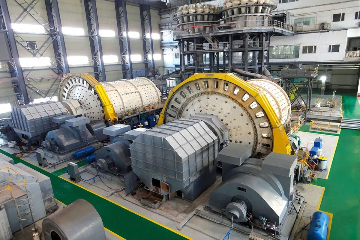 200TPH Two-Stage Ball Mill Grinding Circuit for Gold Ore Processing in Russia