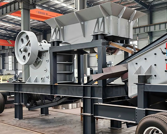 mobile primary crushing equipment - XiangLong Machinery