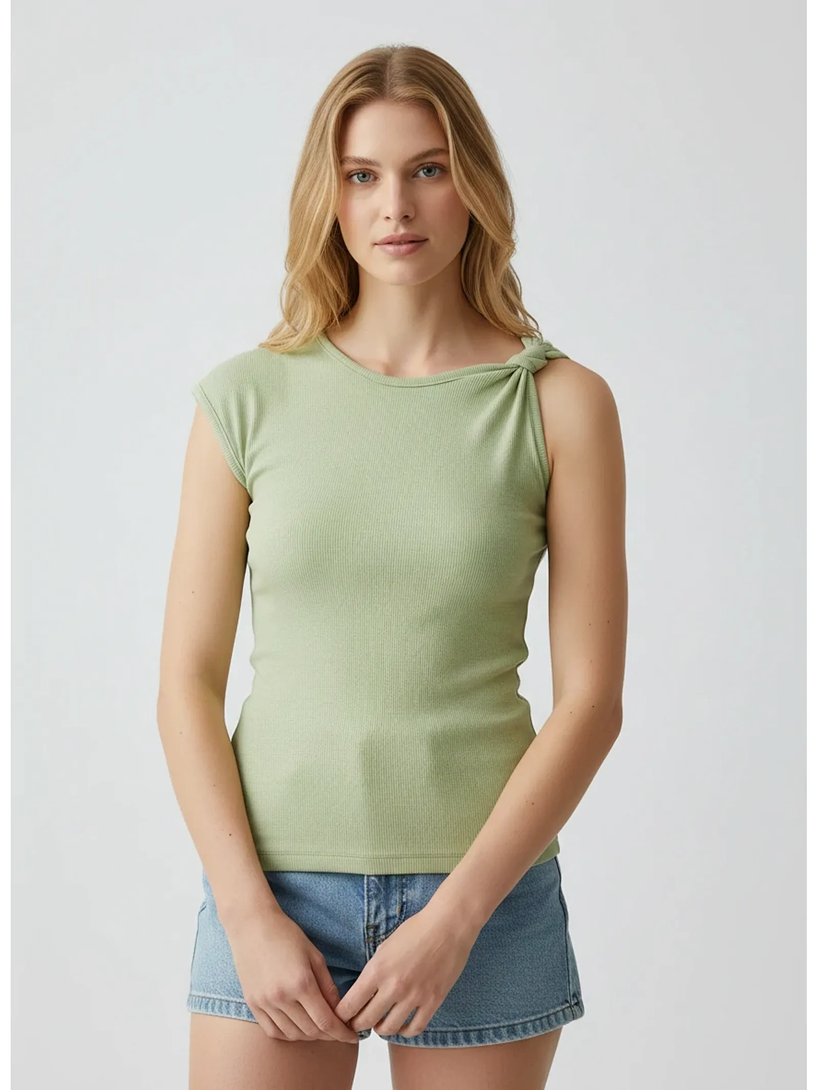 custom Lyocell stretch fitted top