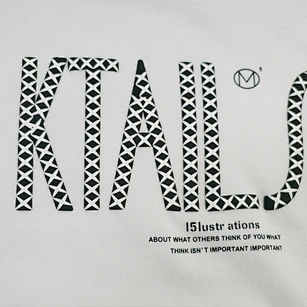 extended shoulder casual tee