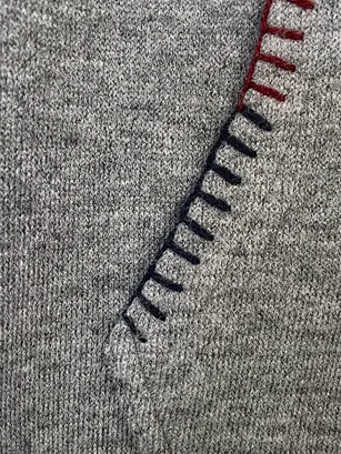 custom women’s zip hoodie manufacturer