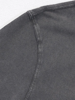 private label small-logo tee supplier
