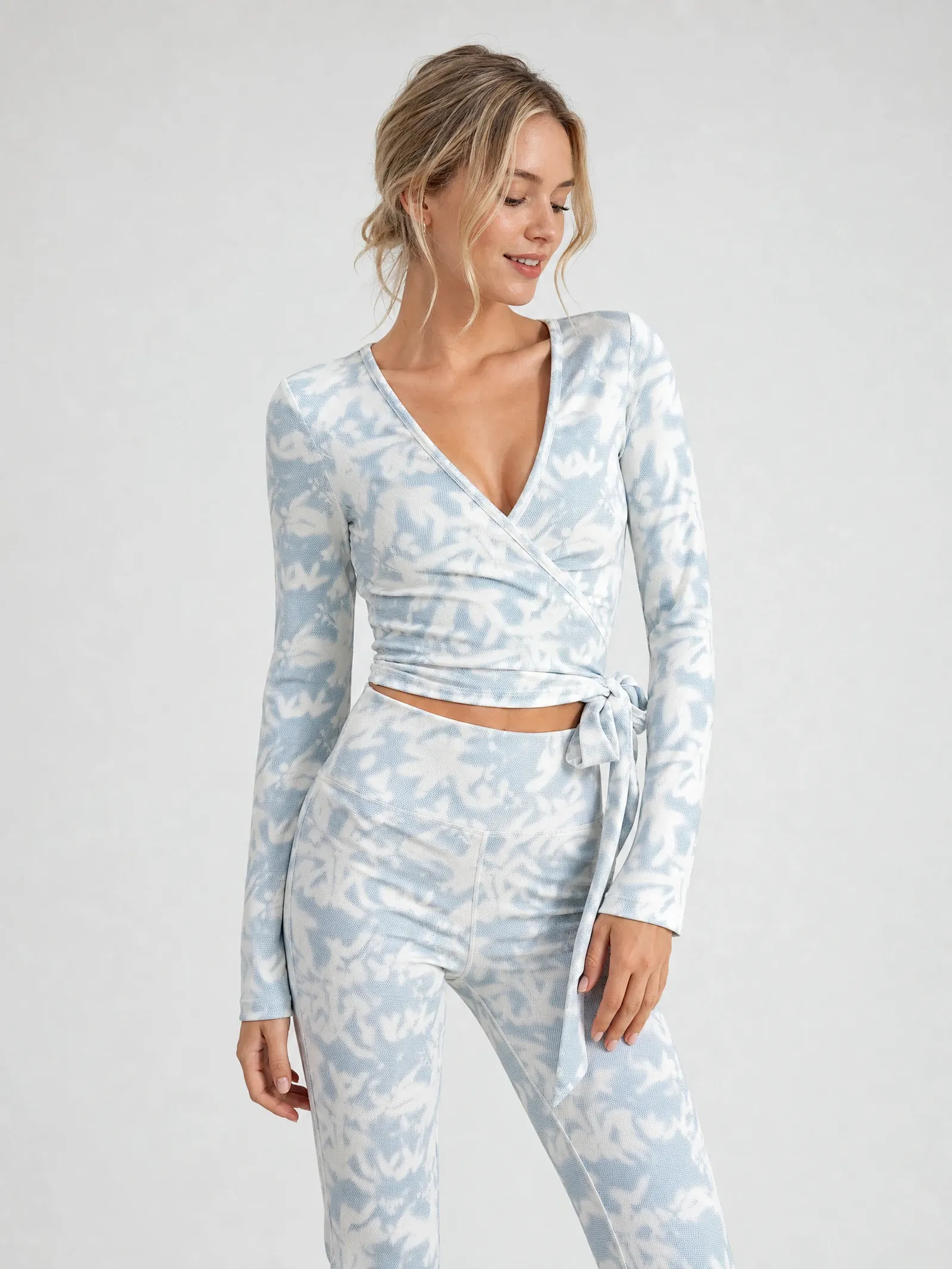 women's stretch wrap top manufacturer