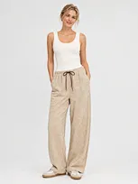 women's relaxed pants manufacturer