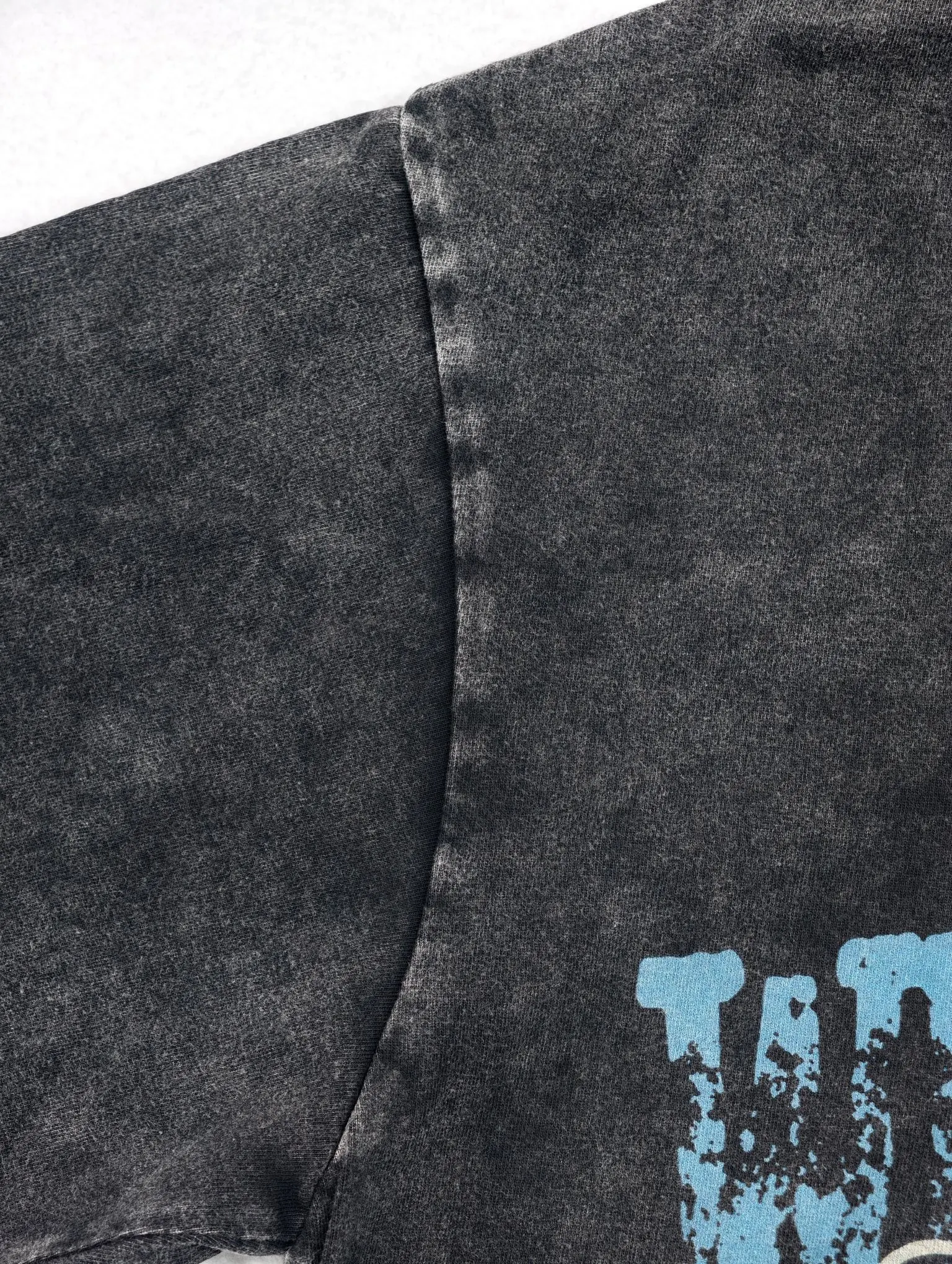 Acid wash shoulder seam detail for OEM graphic T-shirt