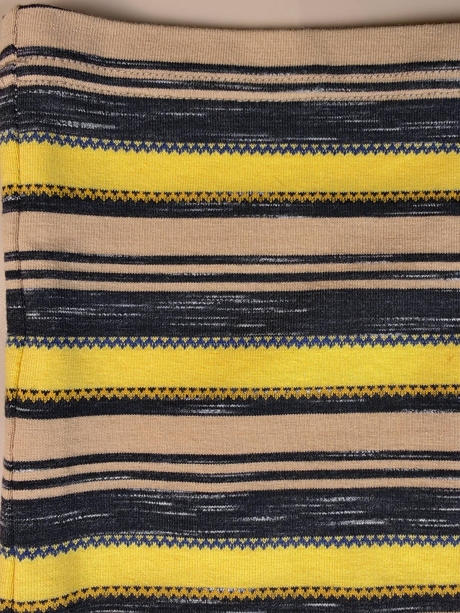Cotton stretch knit stripe texture and seam detail