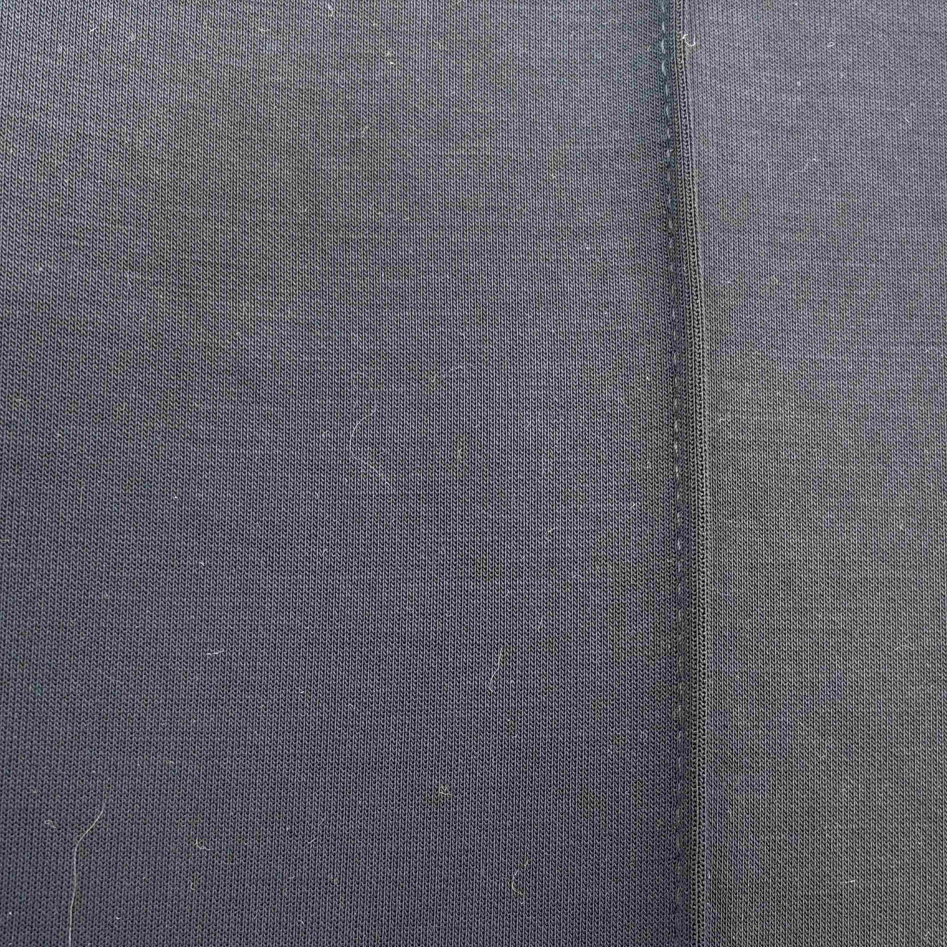 330 GSM scuba pintuck seam and hem detail