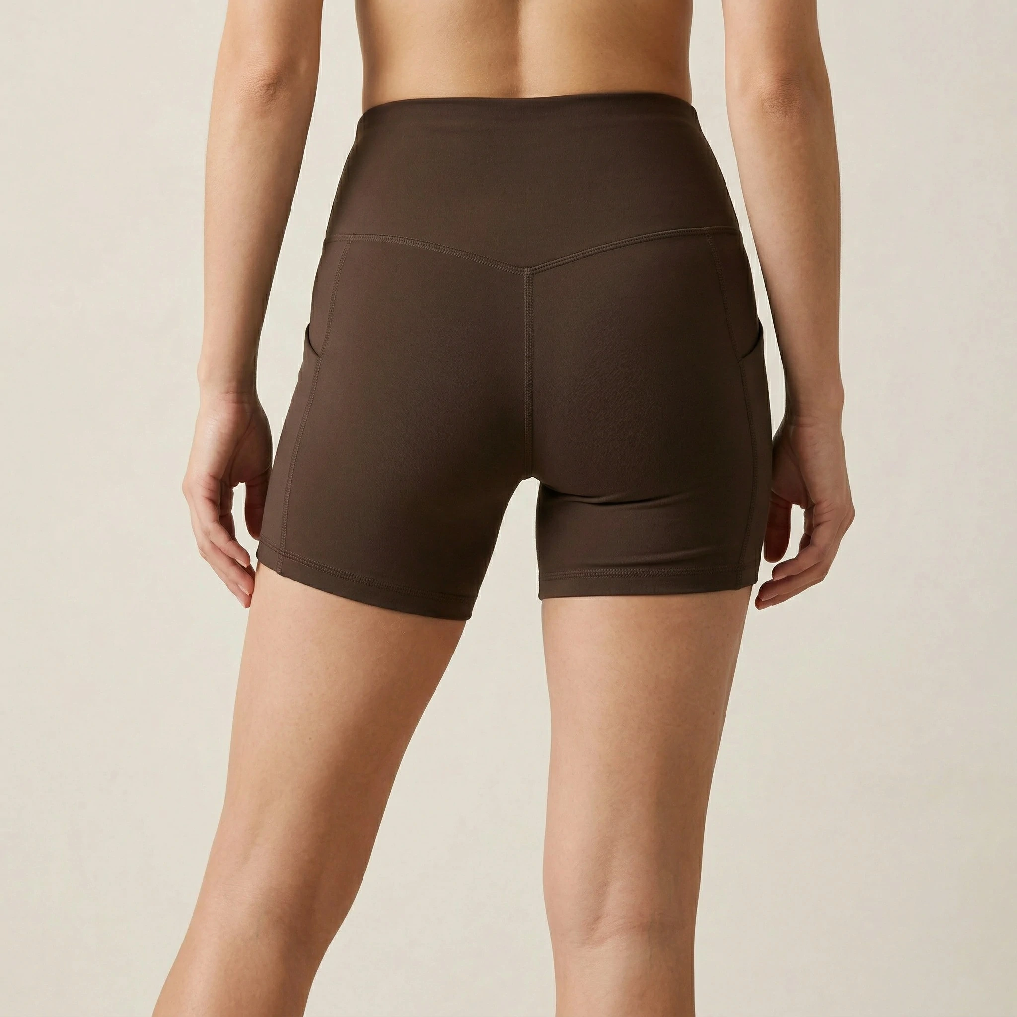 Contoured training shorts back fit for OEM collections
