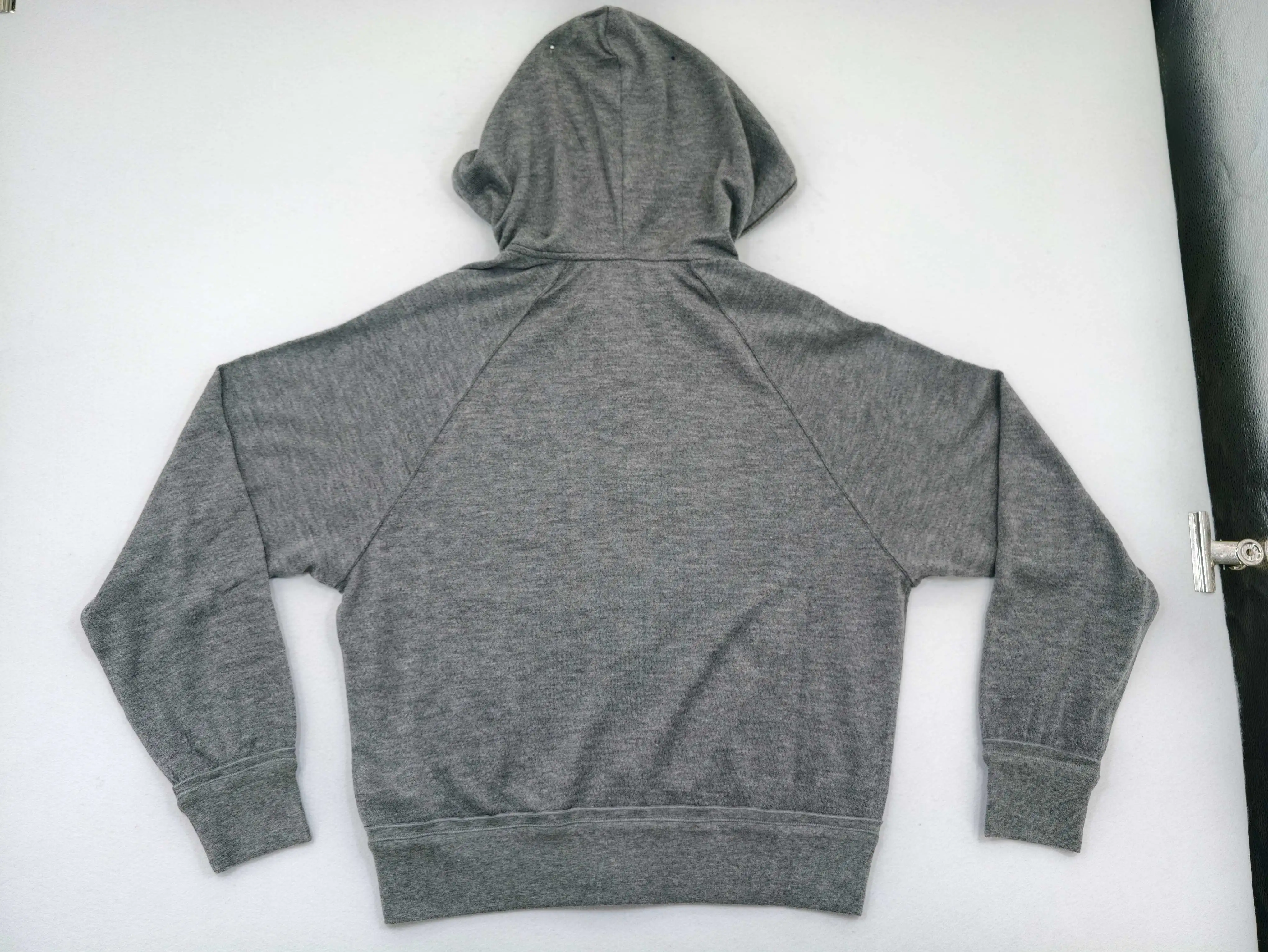 Raglan hoodie back construction for OEM development