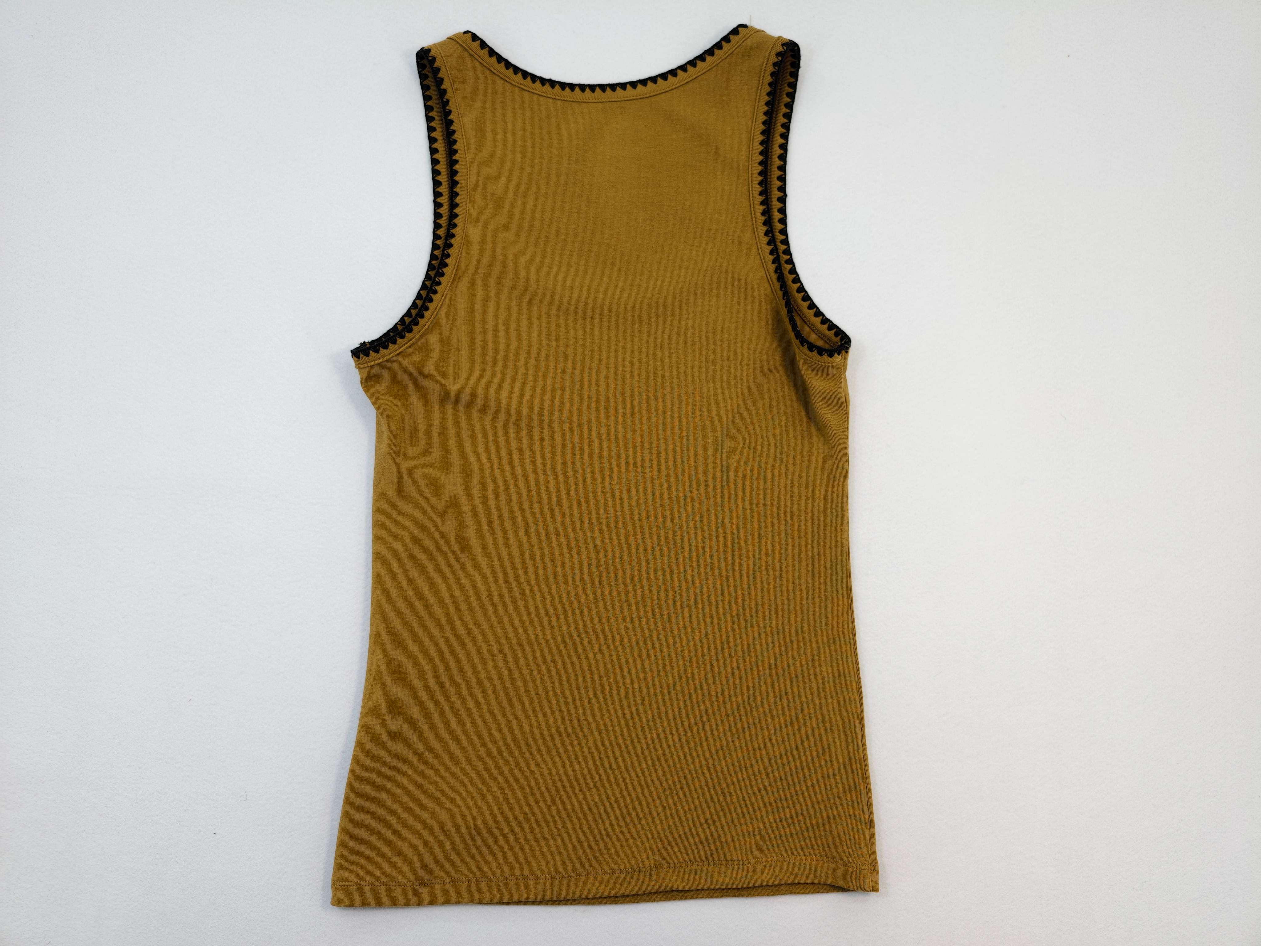 Back view of fitted mustard sleeveless tank top
