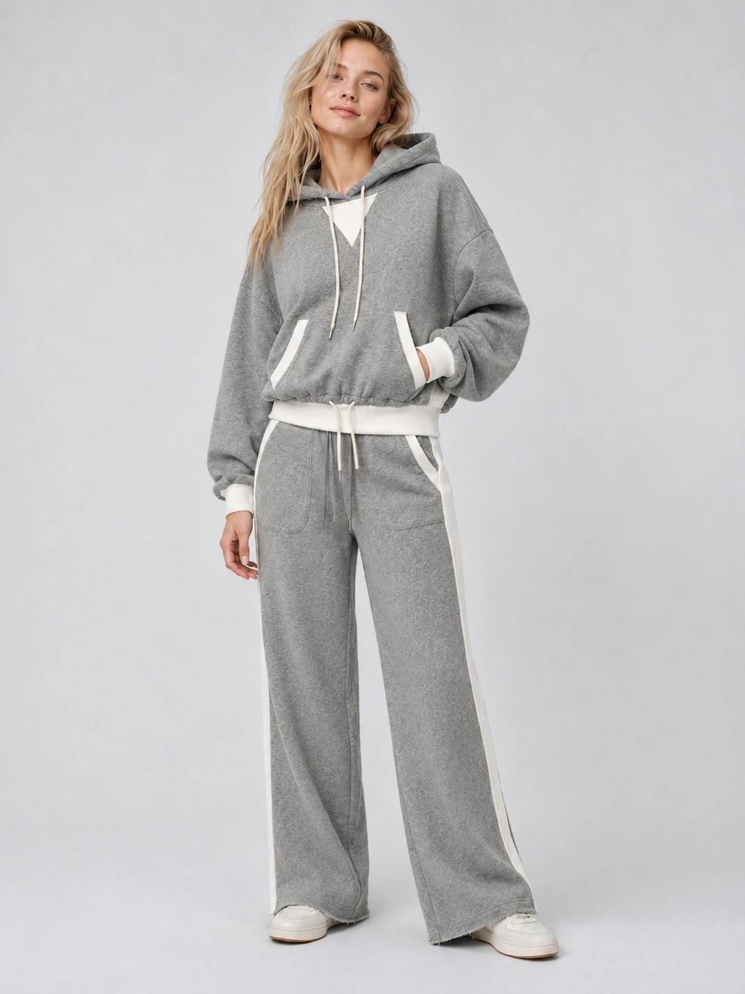 Contrast-trim hoodie set for private label casualwear