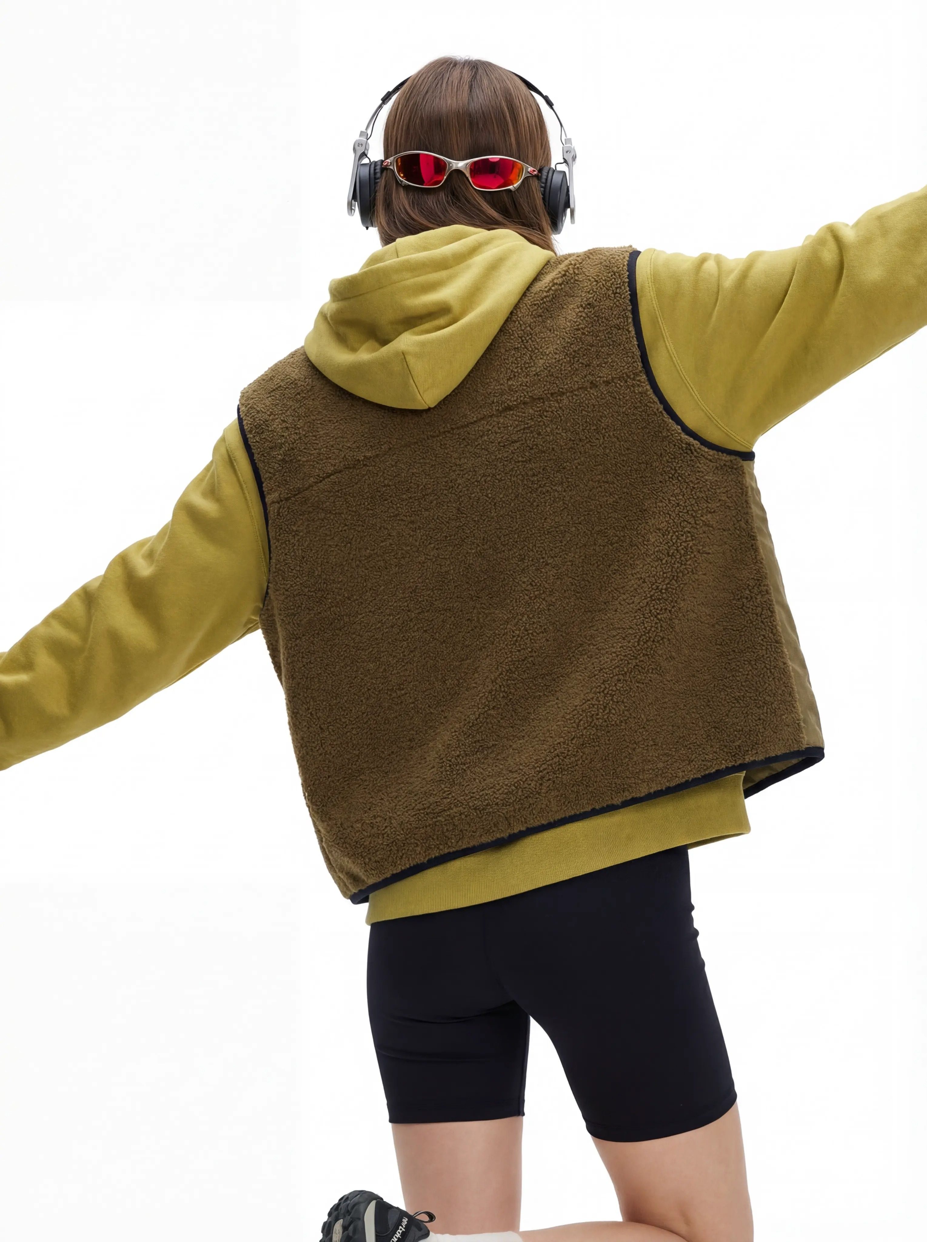 Relaxed sleeveless fleece vest back view for lifestyle brands