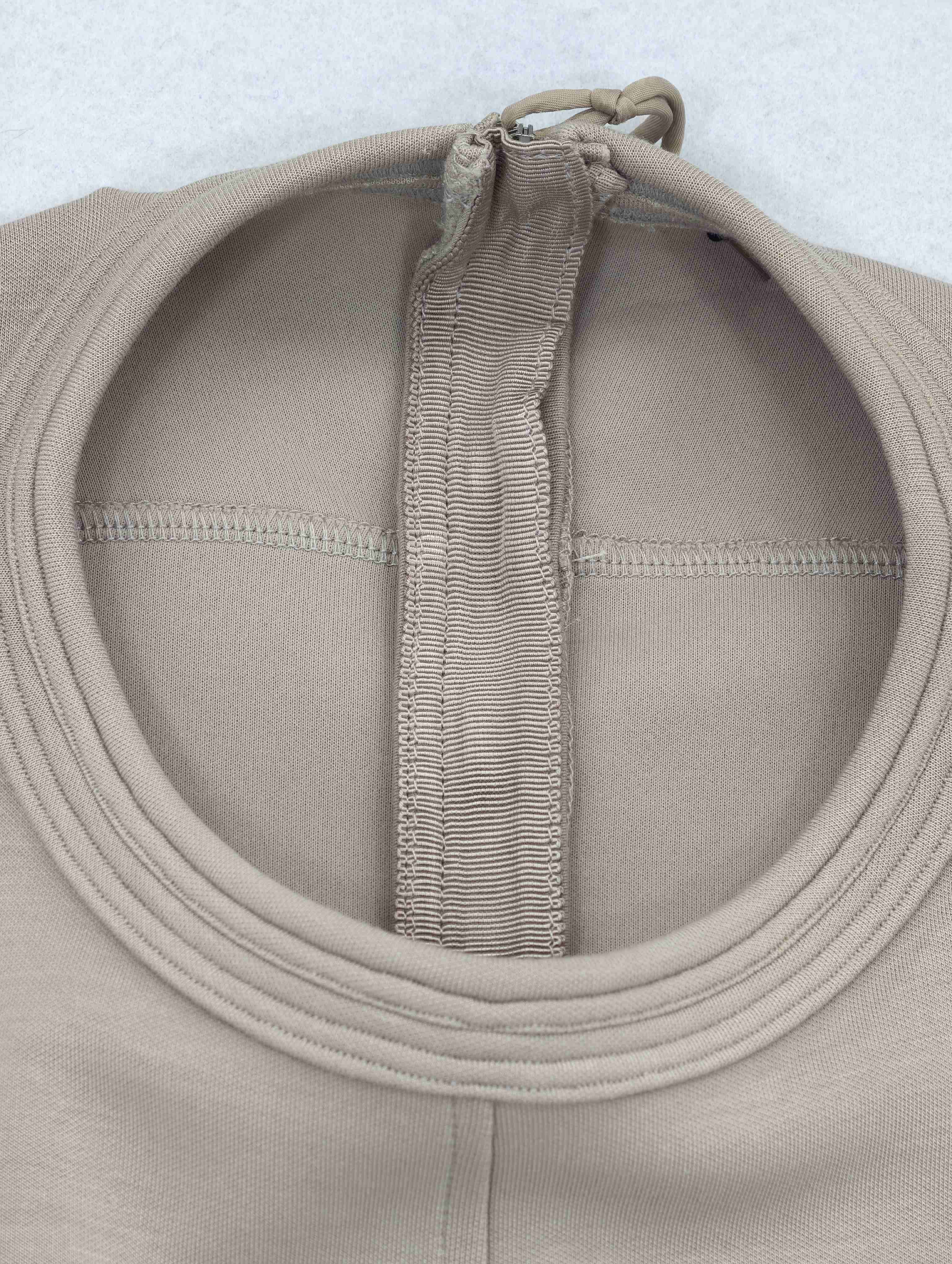 Crew neckline construction prepared for OEM sampling