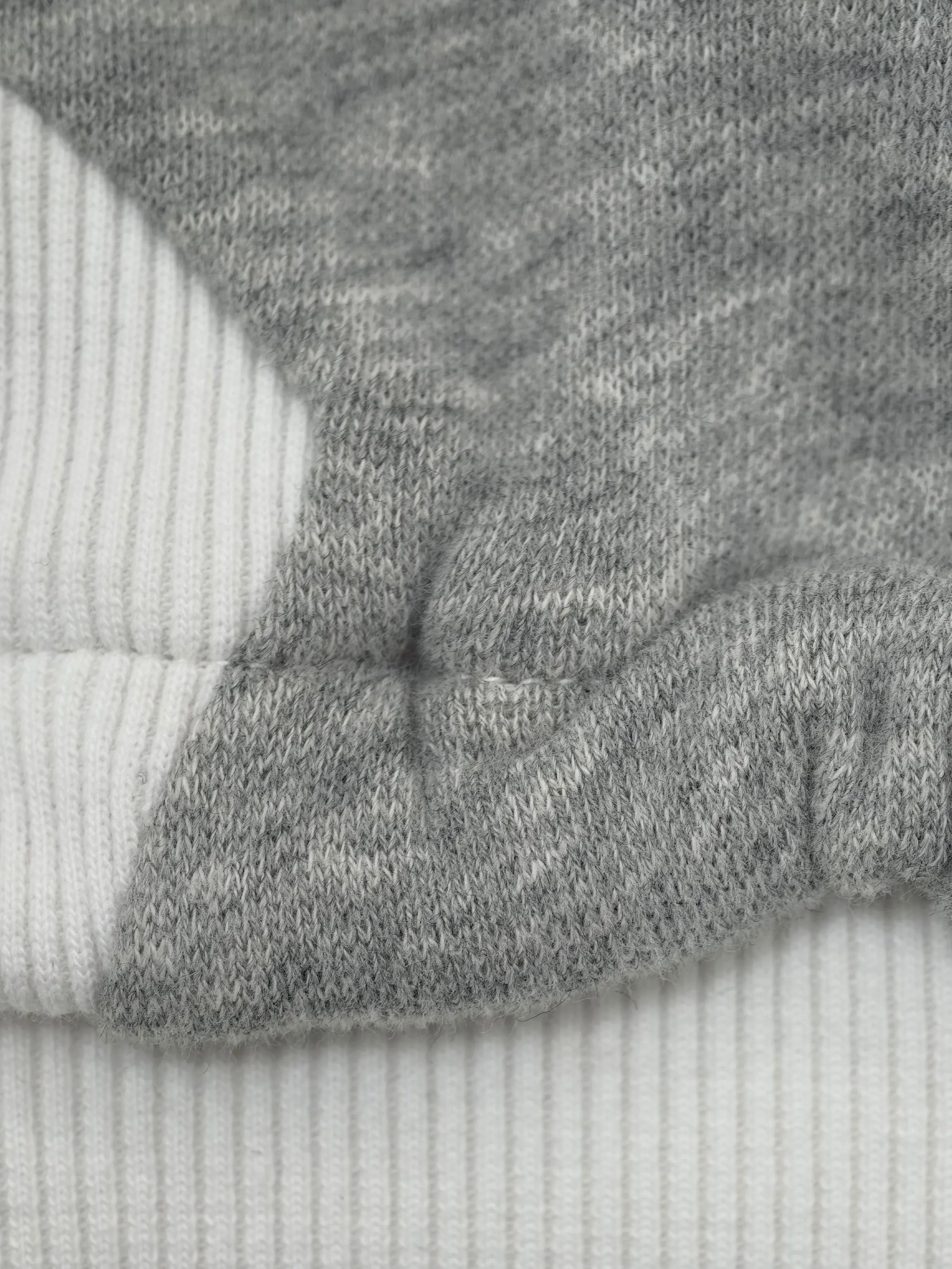 2×2 rib seam finish by a sweatshirt manufacturer