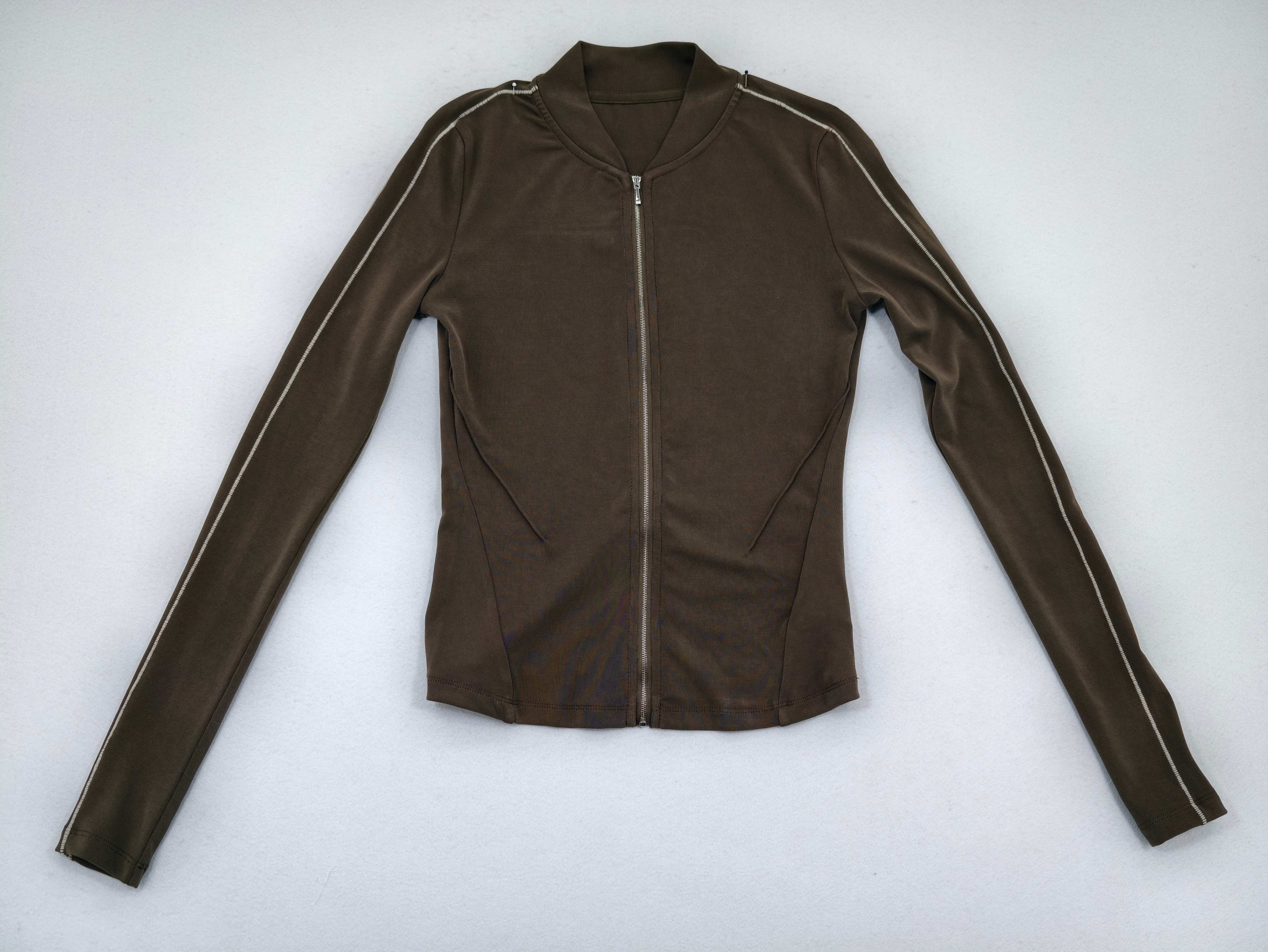 Sand-washed rib zip jacket for activewear brands