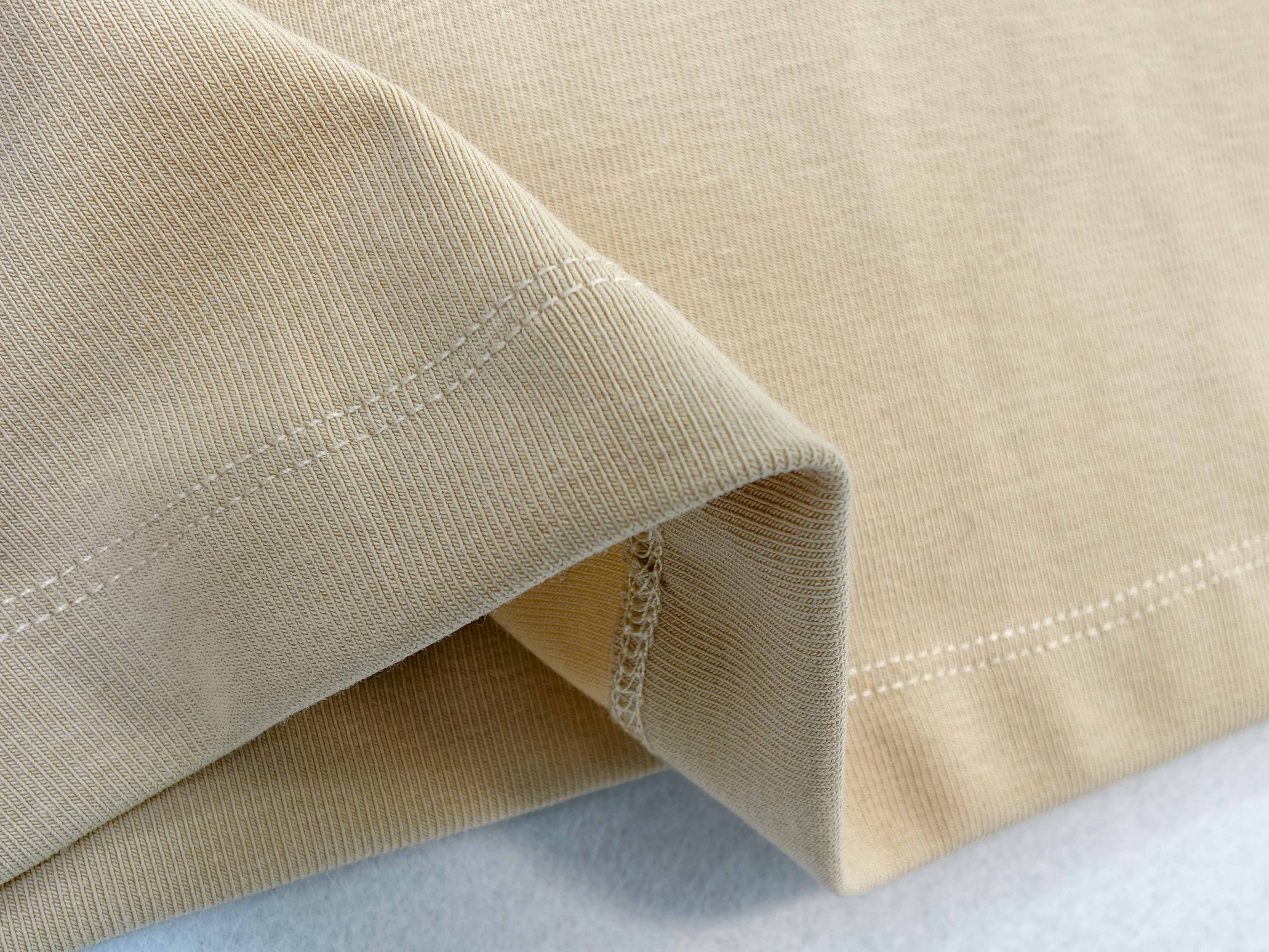 Lyocell-cotton jersey hem with clean coverstitch detail