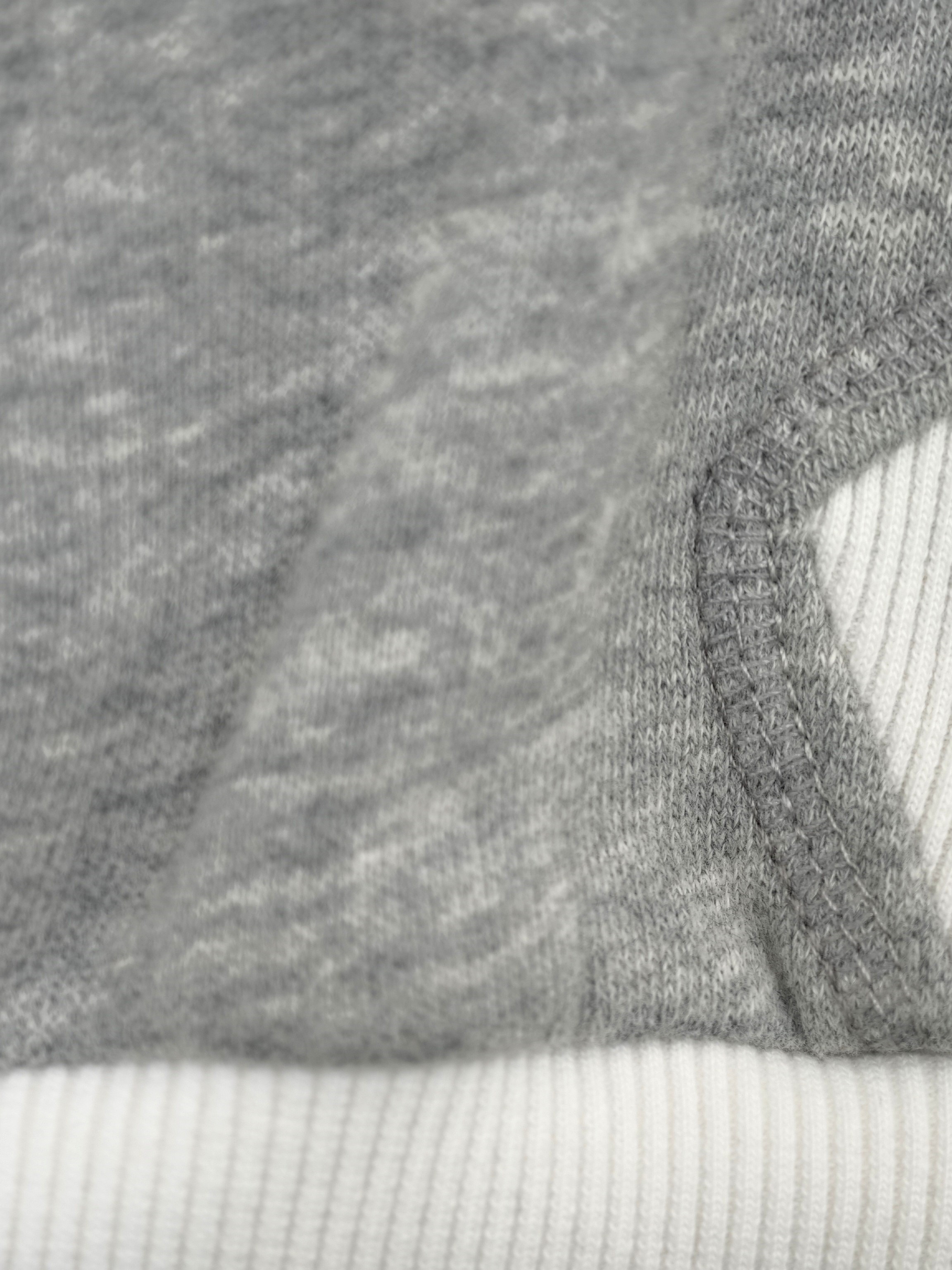 Brushed cotton-blend fabric and bound pocket opening detail