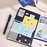 Journal ligné avec ruban de marque-pages pour le bureau des étudiants