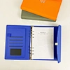pochette en cuir et livre de planification ensemble de journaux à feuilles mobiles ensemble de cahier cadeau cahier en cuir avec boîte et stylo cadeaux d'entreprise pour les cadres cahiers en cuir à couverture rigide journaux en cuir imprimés personnalisés journaux en cuir rechargeables A5 journal personnalisé relié en cuir