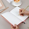 Cadeau mignon de journal de couleur avec des signets multi-ruban