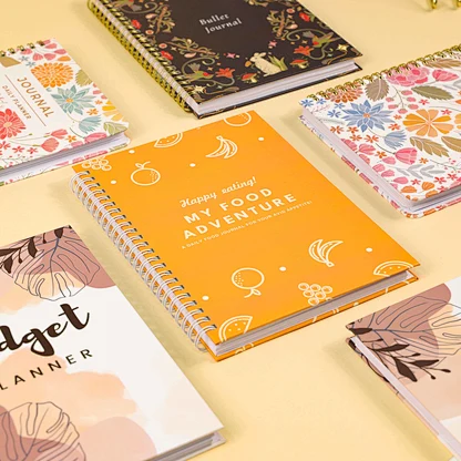 Agenda quotidien à imprimé floral