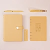Planificateur d'emplacements multi-cartes avec stylo en métal assorti